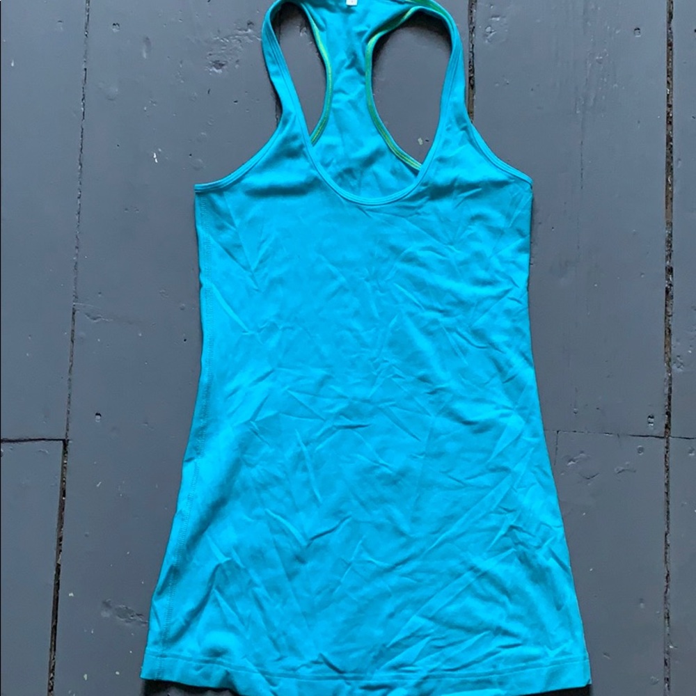 Lululemon tank